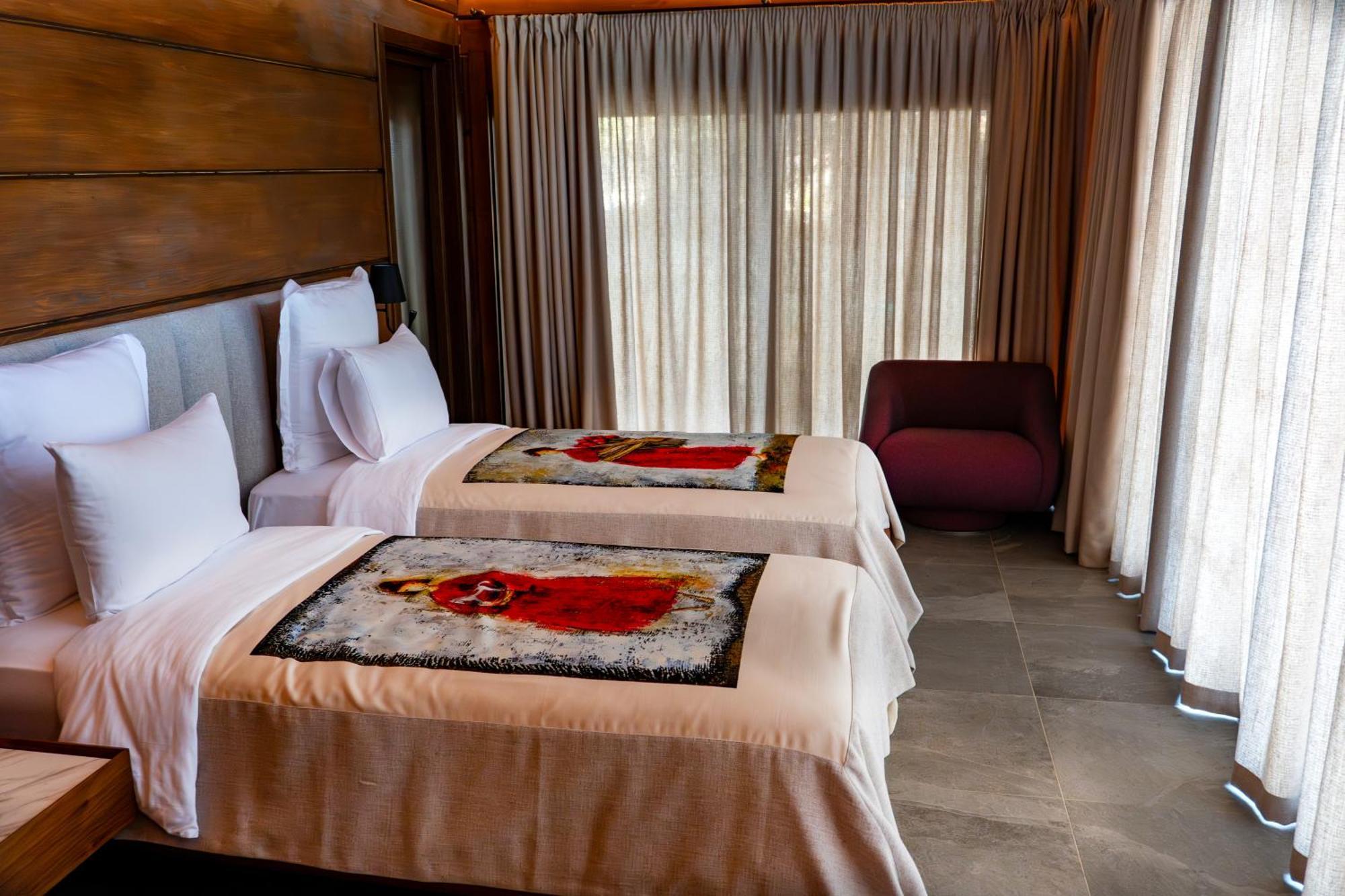 Bioli Wellness Resort Kojori Bilik gambar